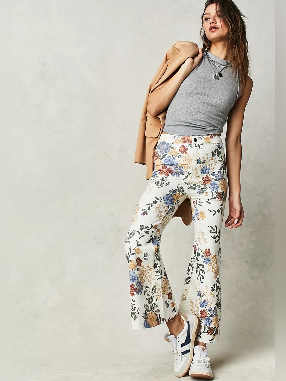 Free People We The Free Youthquake Crop Flare Jeans Cream Floral Boho 70s - 31
